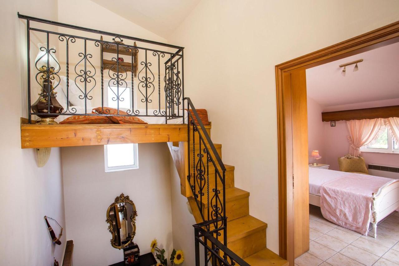 Villa Laylande House Theológos Esterno foto